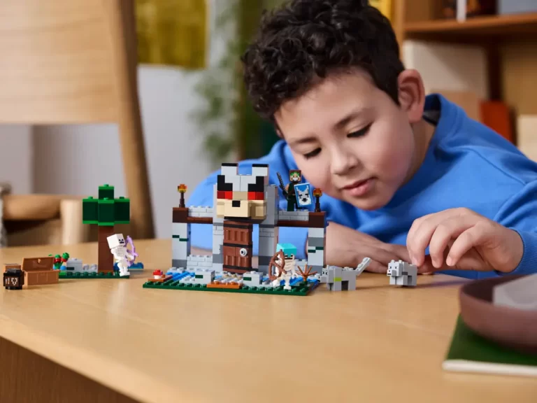 LEGO Minecraft La Forteresse du Loup 21261 : Avis et test