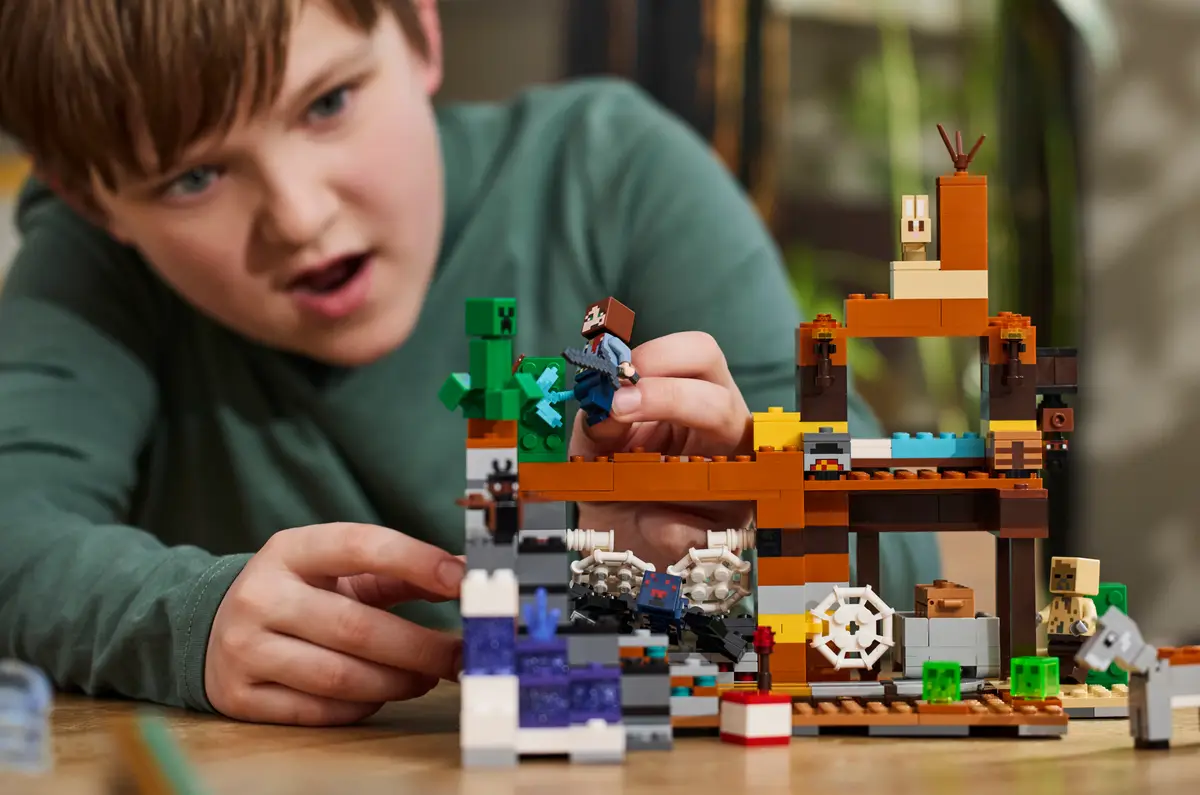 LEGO Mine Badlands 21263 - galeries et rails