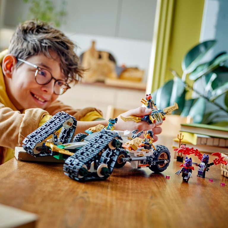 LEGO Ninjago Le Véhicule Combiné de l’Équipe des Ninjas 71820 : Avis et test