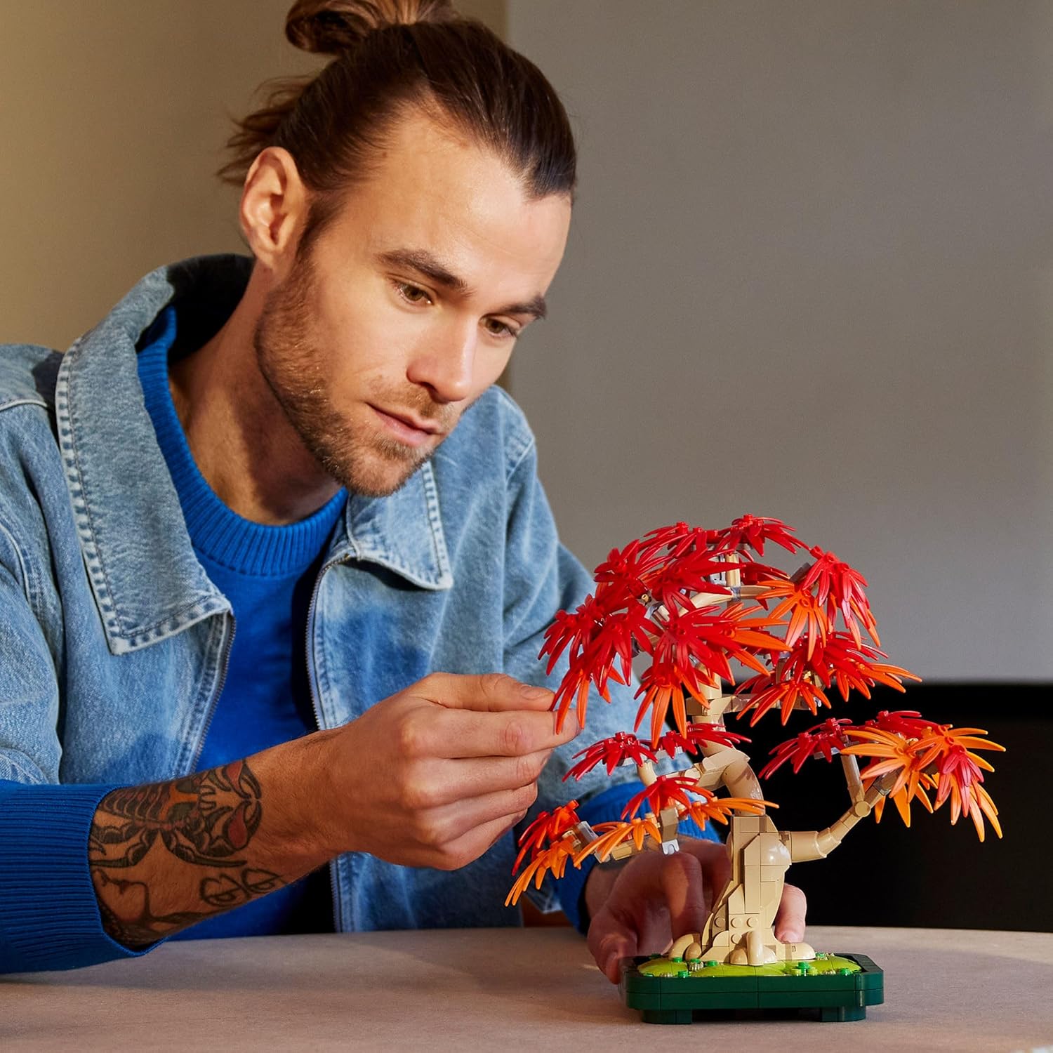LEGO Botanicals Bonsaï Érable Rouge 10348 - détail feuilles